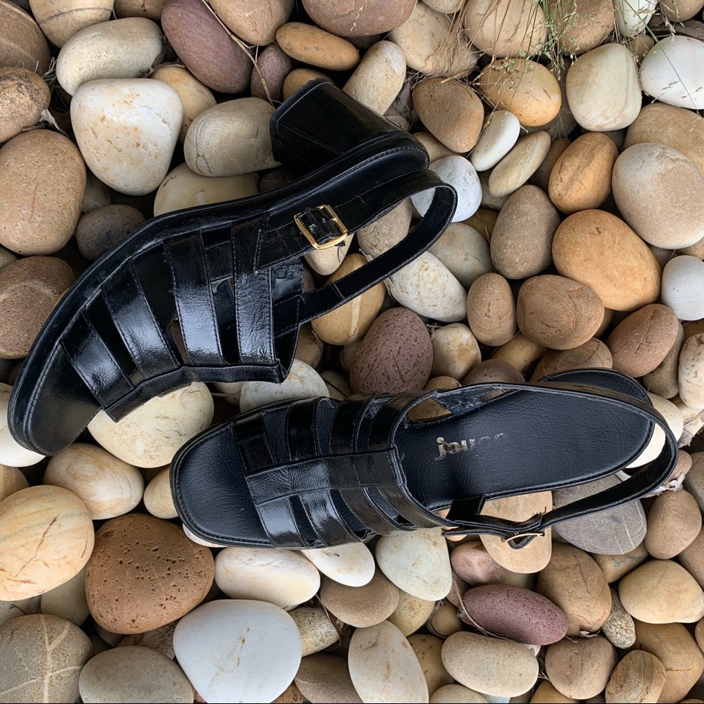 Vintage Strappy Block Heel Sandals, size 8